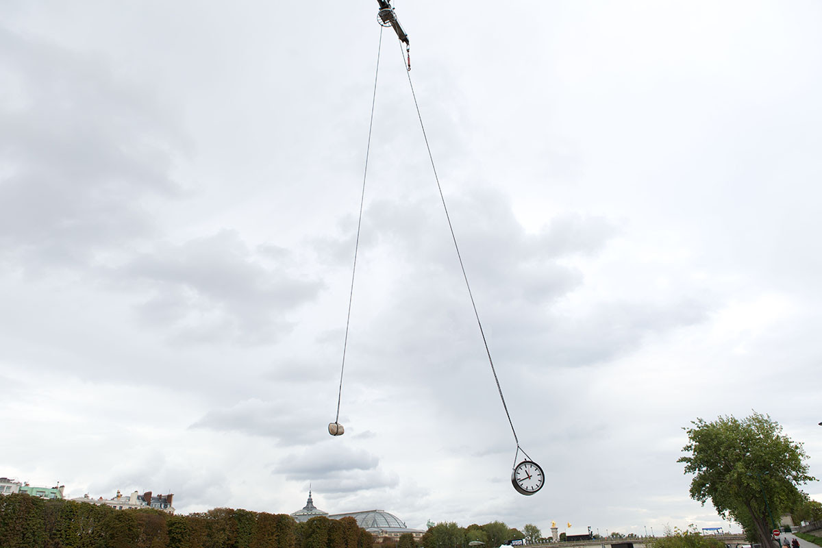 Die beweegte Leere des Moments